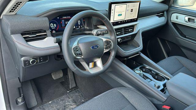 new 2025 Ford Explorer car, priced at $41,483