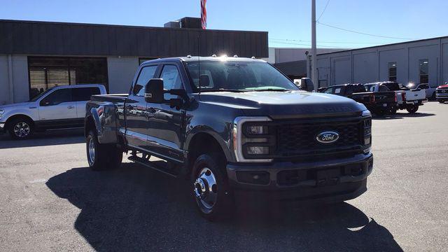 new 2026 Ford F-350 car, priced at $77,620