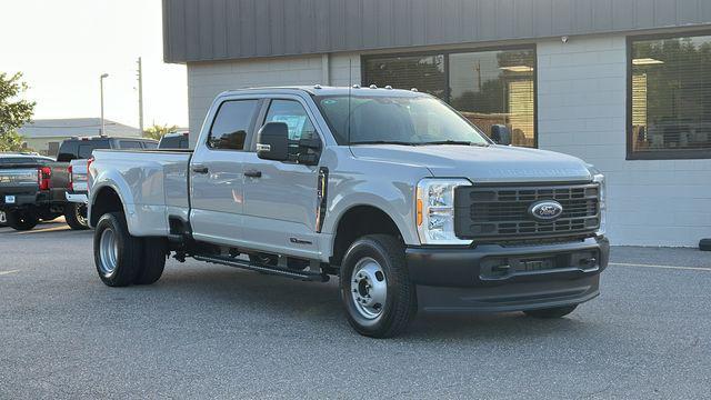 new 2025 Ford F-350 car, priced at $69,183
