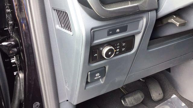 new 2025 Ford F-150 car, priced at $53,378