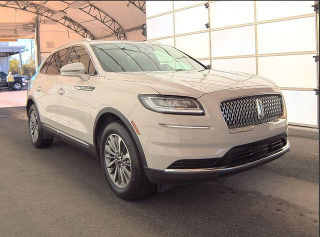 used 2021 Lincoln Nautilus car, priced at $25,997