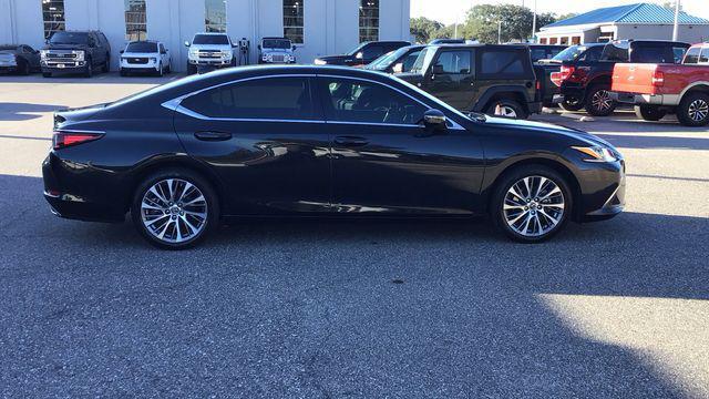 used 2021 Lexus ES 350 car, priced at $31,897