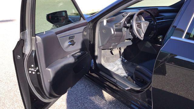 used 2021 Lexus ES 350 car, priced at $31,897