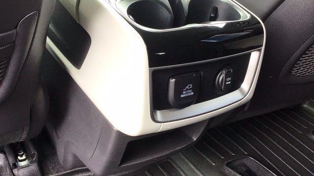 used 2024 Kia Carnival car, priced at $38,987