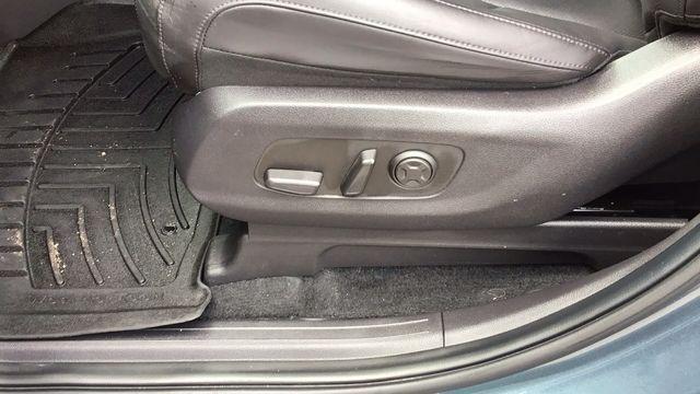 used 2024 Kia Carnival car, priced at $38,987