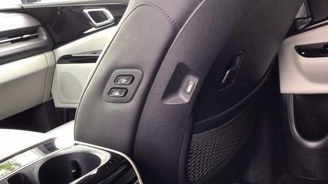 used 2024 Kia Carnival car, priced at $38,987