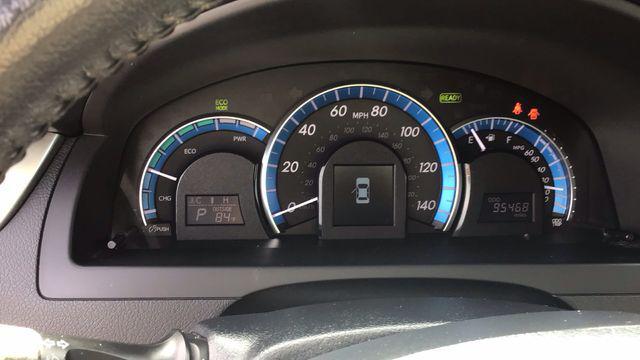 used 2013 Toyota Camry Hybrid car, priced at $13,975
