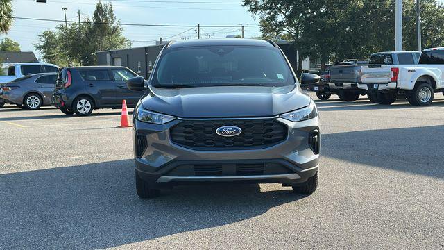 new 2025 Ford Escape car, priced at $30,218