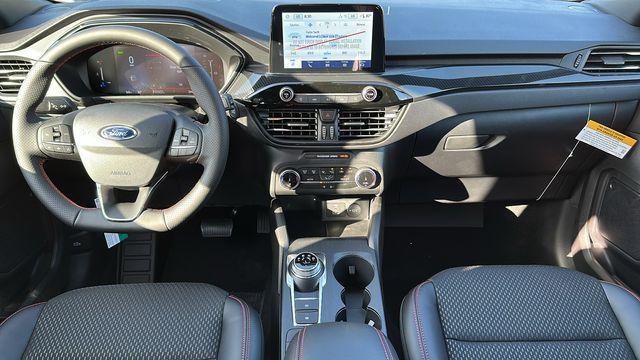 new 2025 Ford Escape car, priced at $30,218