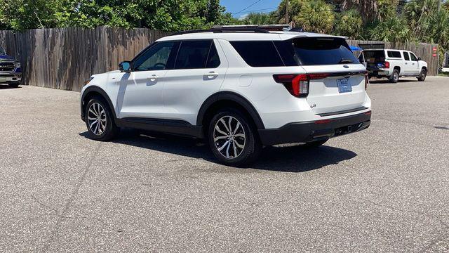 new 2025 Ford Explorer car, priced at $45,648