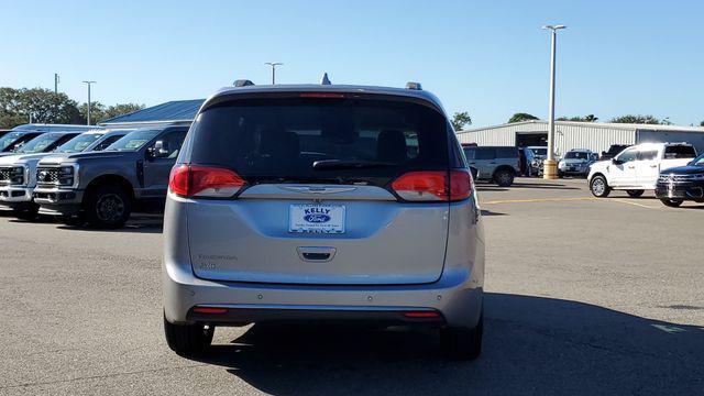 used 2020 Chrysler Pacifica car, priced at $20,988