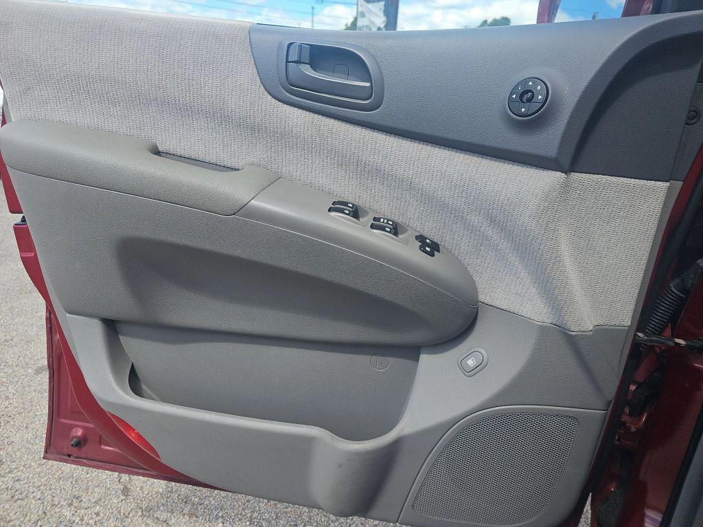 used 2006 Kia Sedona car, priced at $4,899