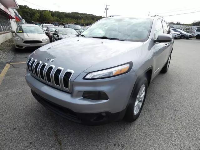 used 2016 Jeep Cherokee car, priced at $10,499