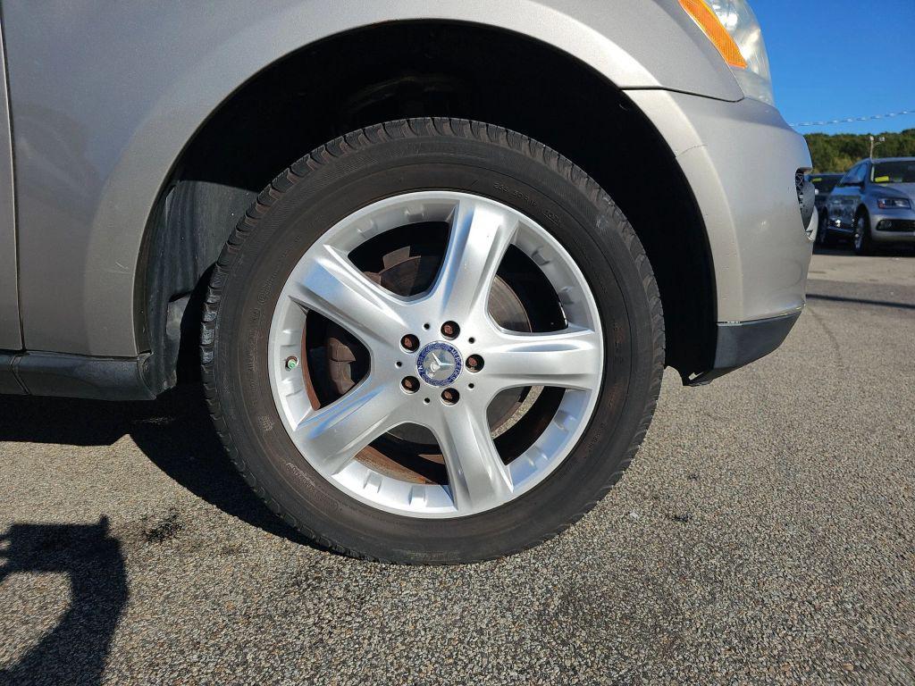 used 2007 Mercedes-Benz M-Class car, priced at $5,999