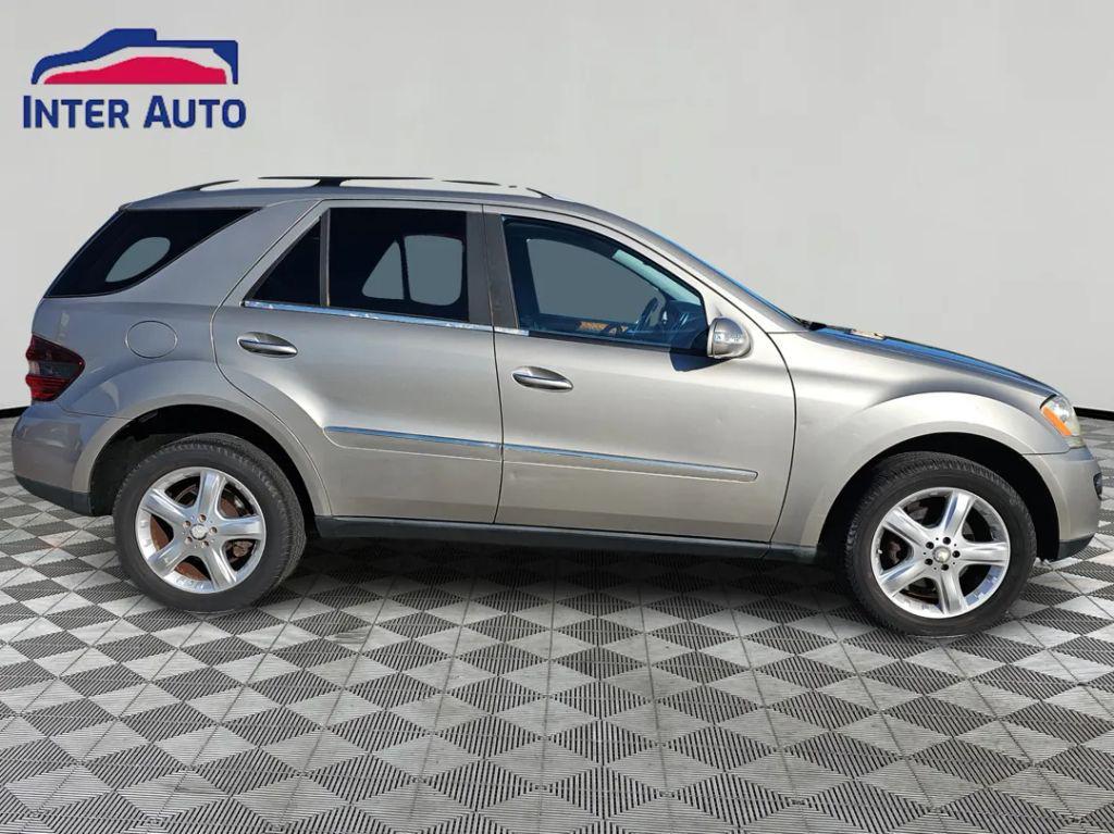 used 2007 Mercedes-Benz M-Class car, priced at $5,999