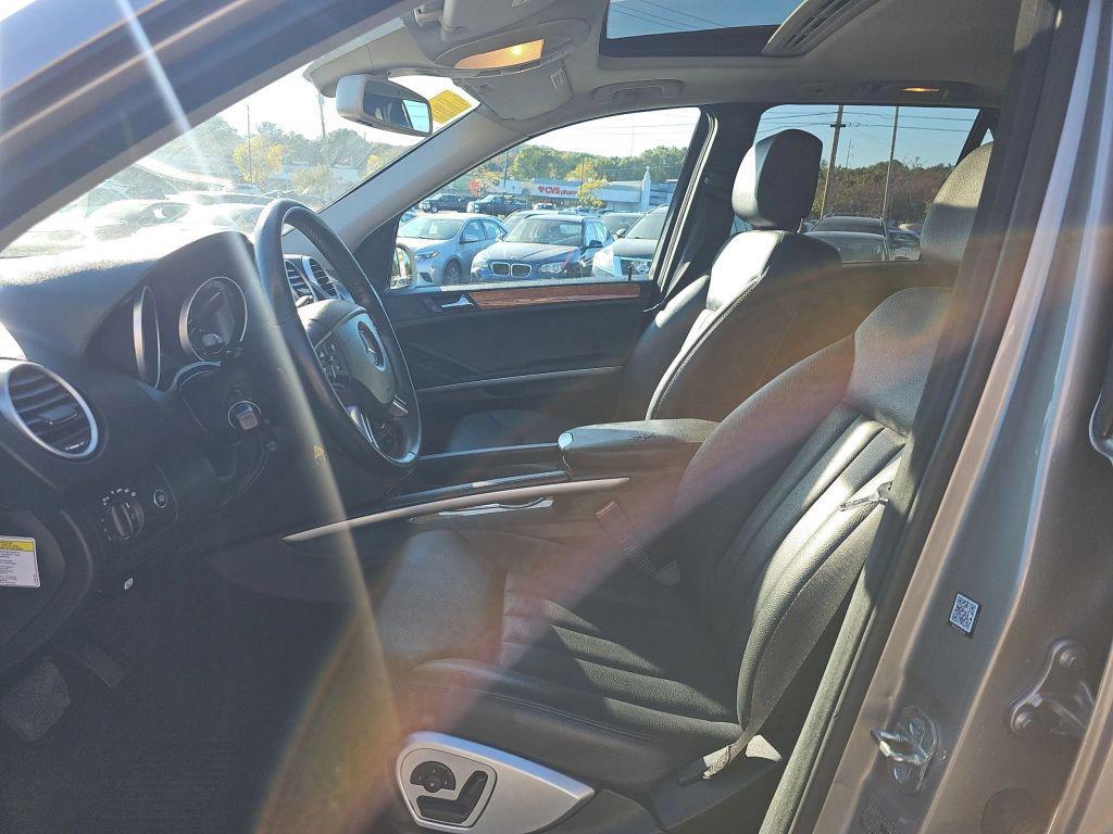 used 2007 Mercedes-Benz M-Class car, priced at $5,999