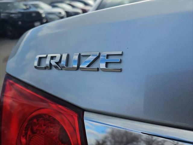 used 2013 Chevrolet Cruze car, priced at $6,499