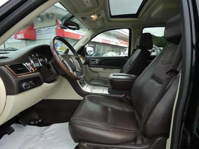 used 2013 Cadillac Escalade car, priced at $17,899