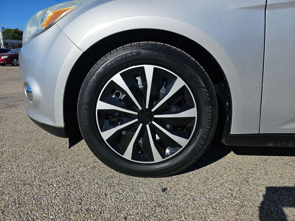 used 2012 Ford Focus car, priced at $4,499