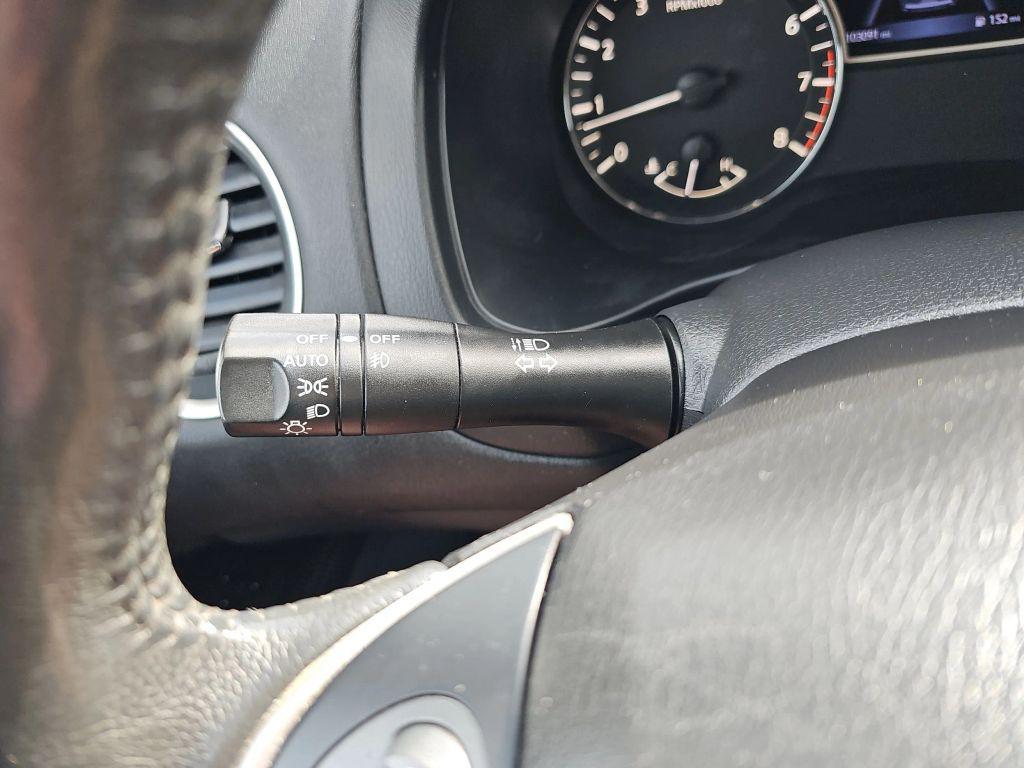 used 2017 Nissan Pathfinder car, priced at $10,499