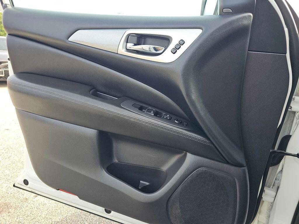 used 2017 Nissan Pathfinder car, priced at $10,499