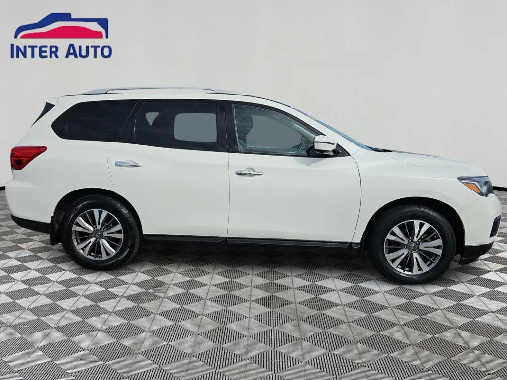 used 2017 Nissan Pathfinder car, priced at $10,499