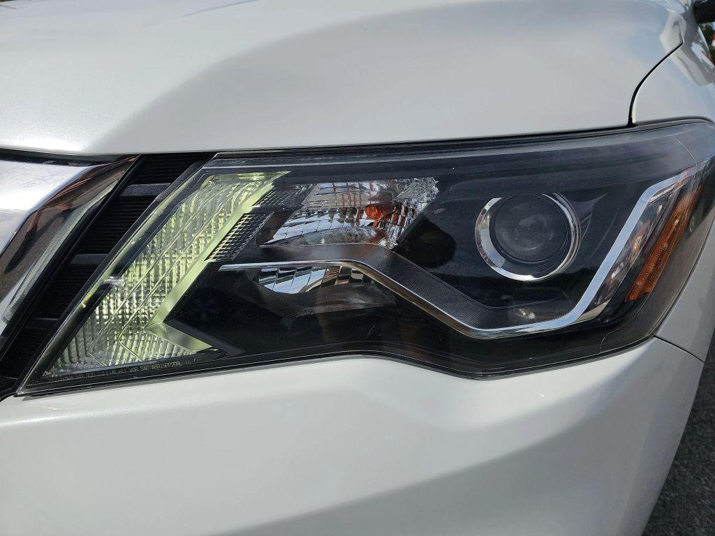 used 2017 Nissan Pathfinder car, priced at $10,499