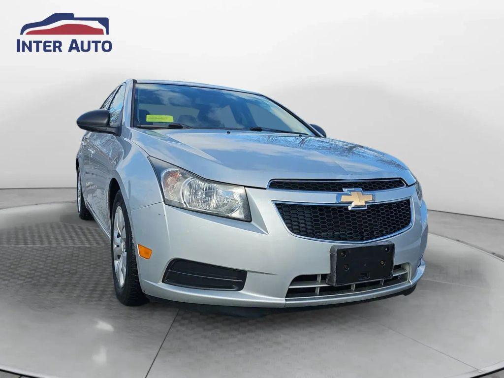 used 2014 Chevrolet Cruze car, priced at $6,499