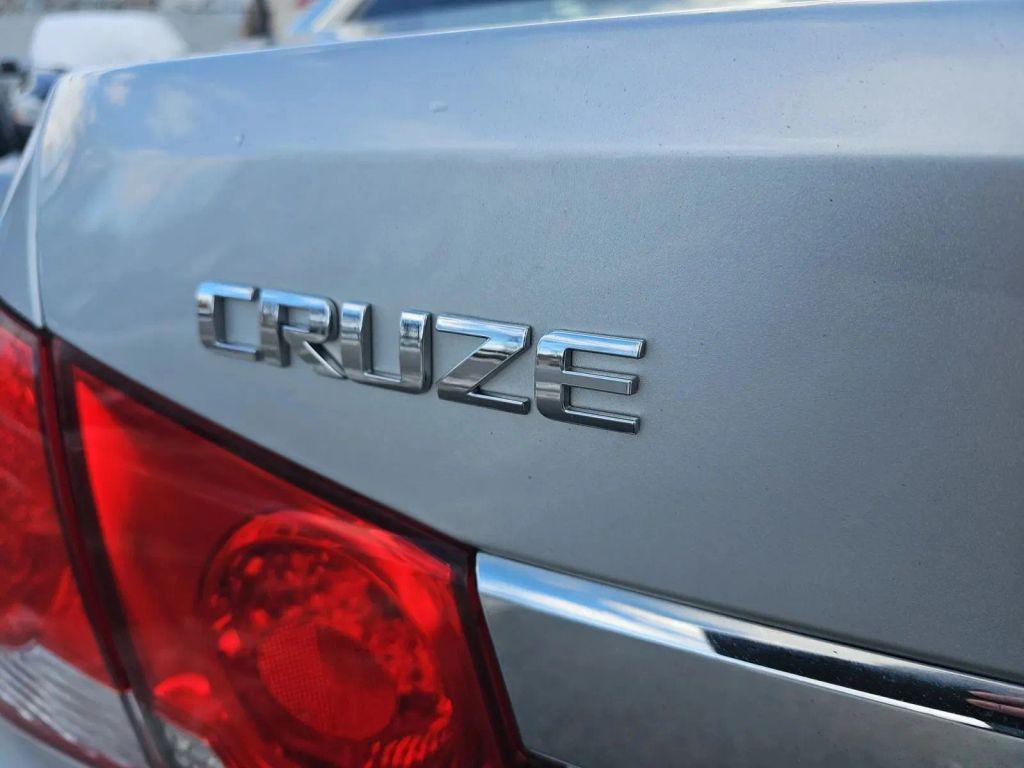 used 2014 Chevrolet Cruze car, priced at $6,499