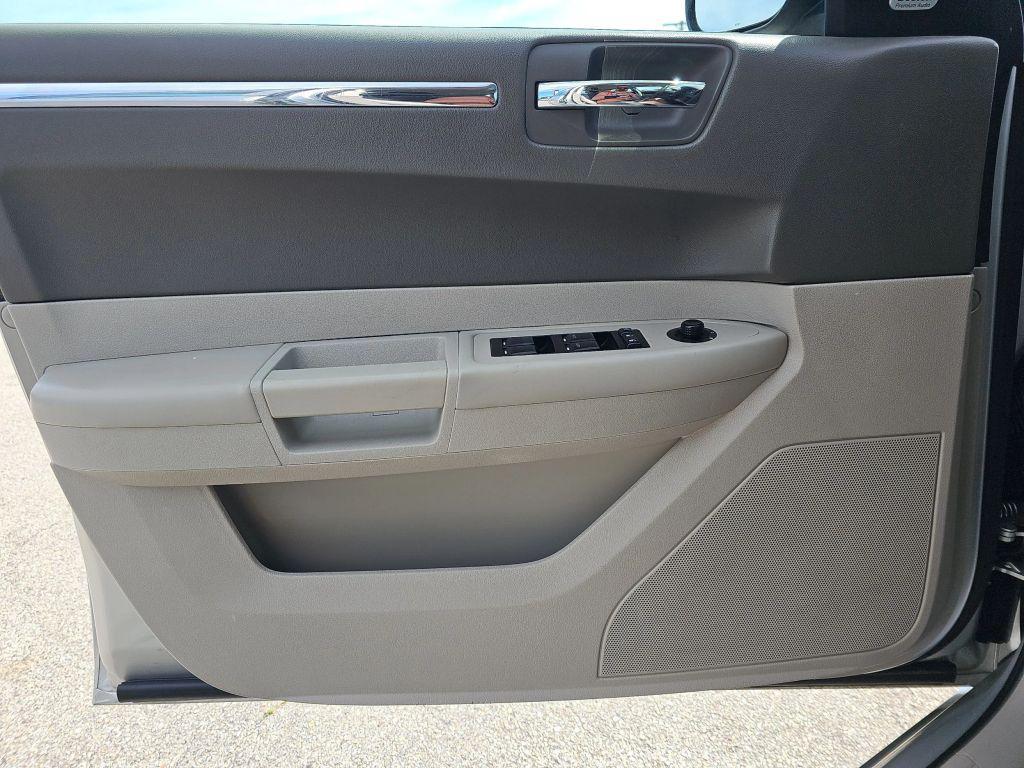 used 2008 Chrysler 300 car, priced at $4,999