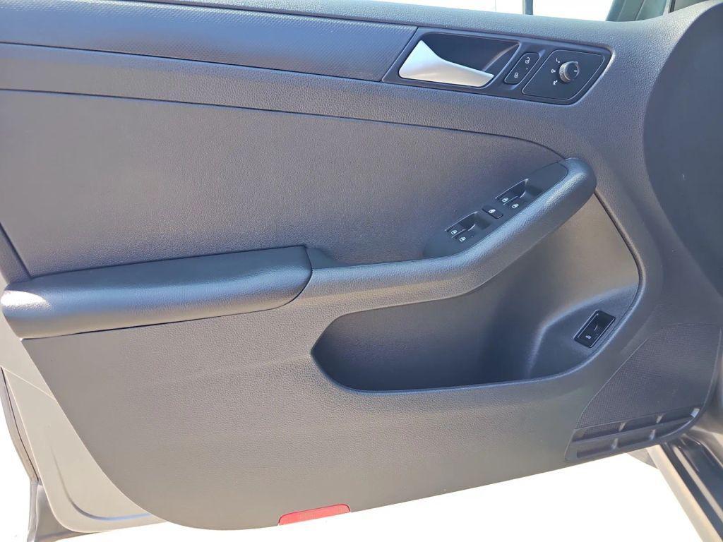 used 2016 Volkswagen Jetta car, priced at $7,999