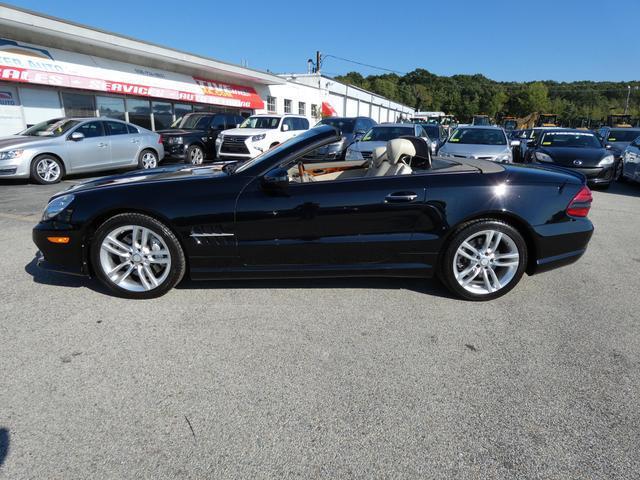 used 2009 Mercedes-Benz SL-Class car, priced at $18,799