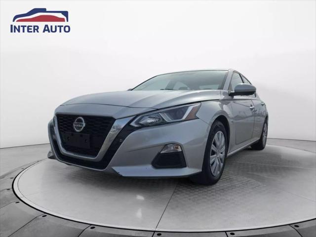 used 2019 Nissan Altima car, priced at $9,999