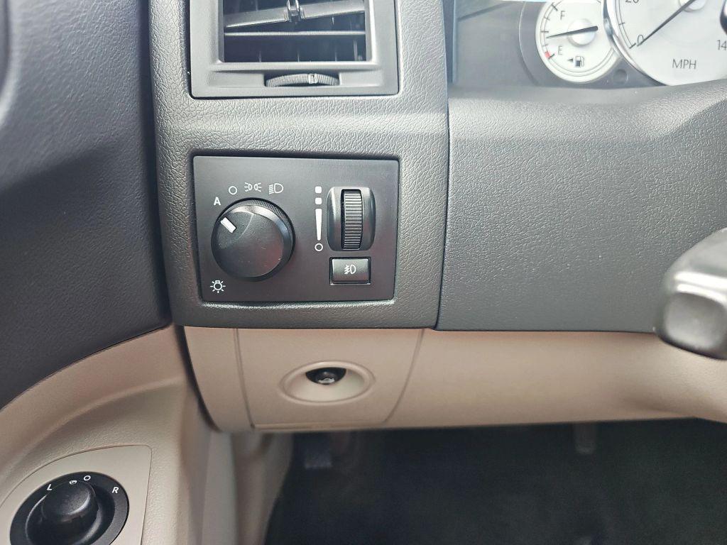 used 2006 Chrysler 300 car, priced at $6,299