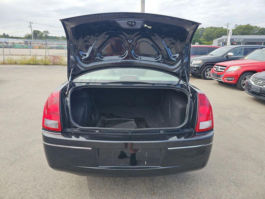 used 2006 Chrysler 300 car, priced at $6,299