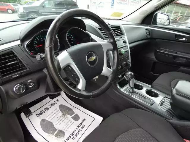 used 2010 Chevrolet Traverse car, priced at $5,699