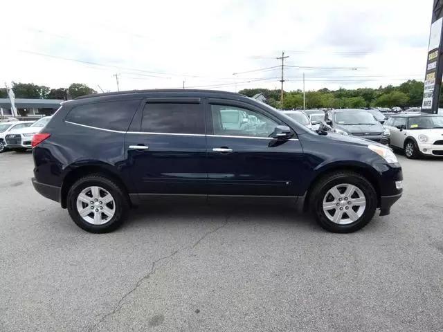 used 2010 Chevrolet Traverse car, priced at $5,699