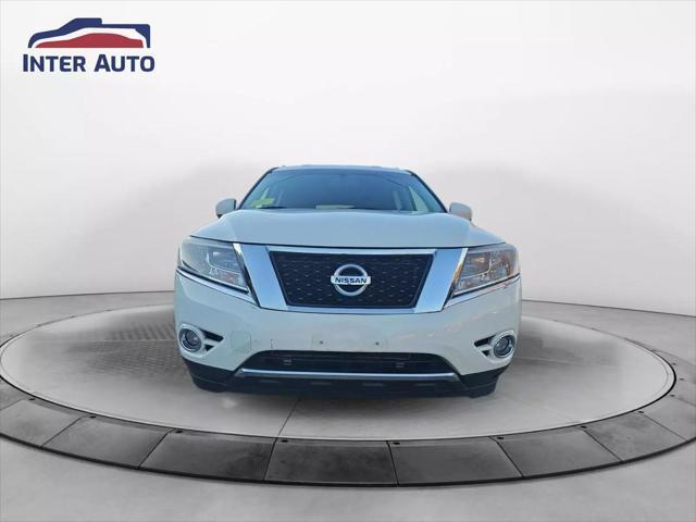 used 2015 Nissan Pathfinder car, priced at $9,999