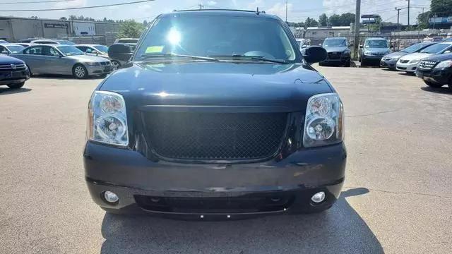 used 2013 GMC Yukon car, priced at $14,499