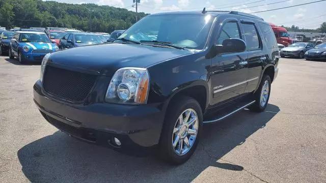 used 2013 GMC Yukon car, priced at $14,499