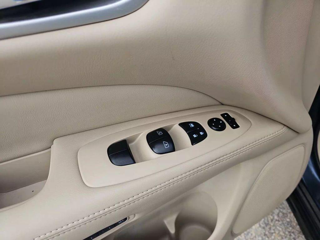 used 2014 Nissan Pathfinder car, priced at $10,499