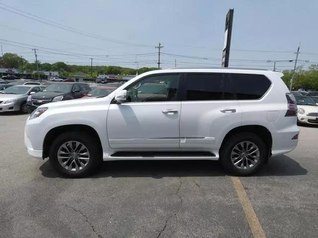 used 2019 Lexus GX 460 car, priced at $37,999