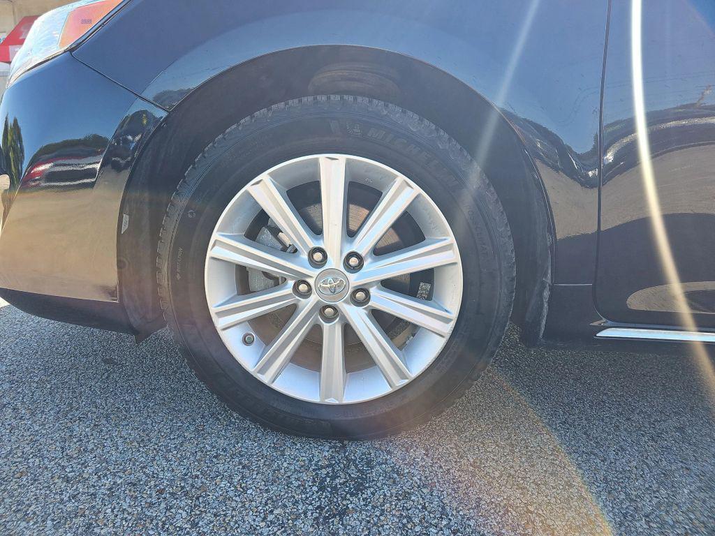 used 2012 Toyota Camry Hybrid car, priced at $9,698