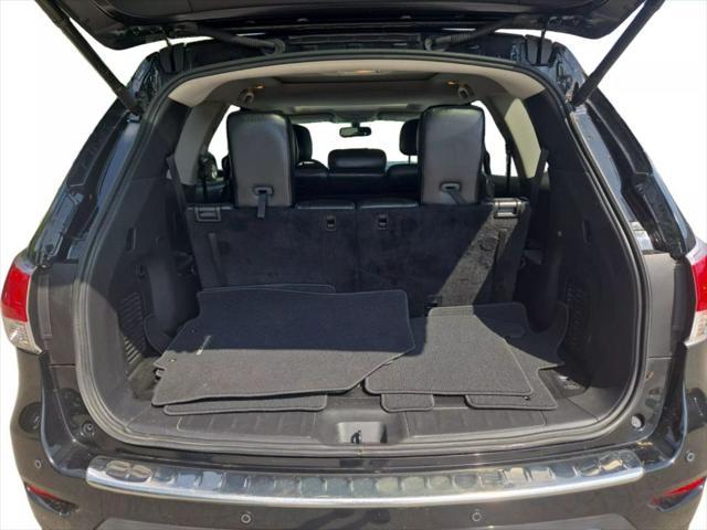 used 2016 Nissan Pathfinder car, priced at $13,199
