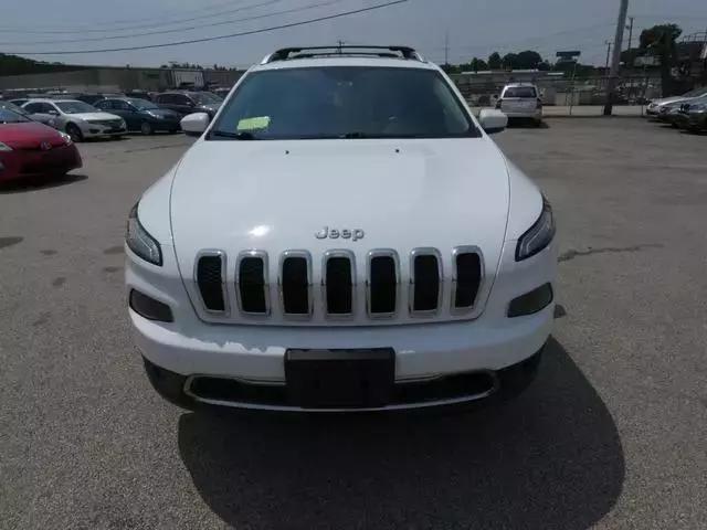 used 2015 Jeep Cherokee car, priced at $12,199