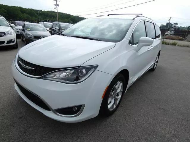 used 2018 Chrysler Pacifica car, priced at $14,499