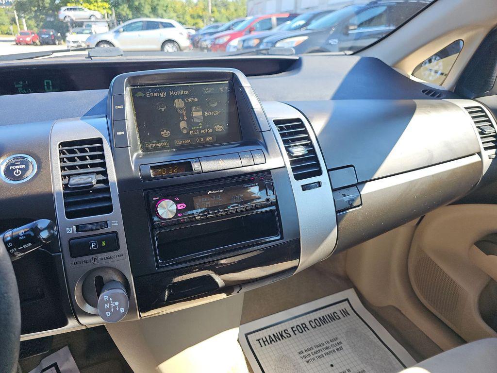 used 2005 Toyota Prius car, priced at $4,399