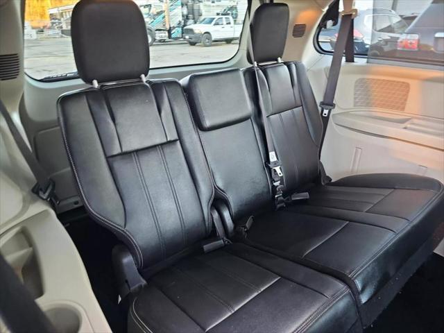 used 2015 Chrysler Town & Country car, priced at $7,999