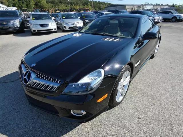 used 2009 Mercedes-Benz SL-Class car, priced at $17,499