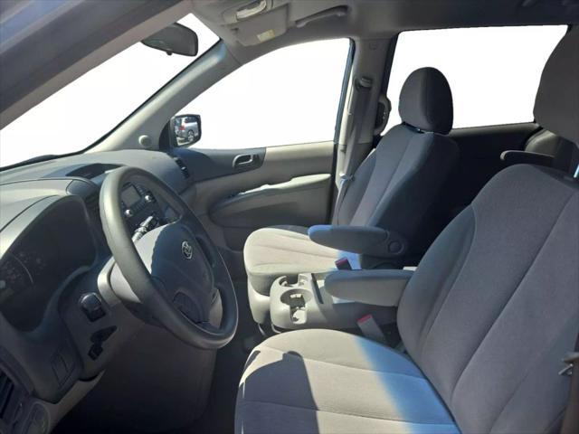 used 2009 Kia Sedona car, priced at $5,499